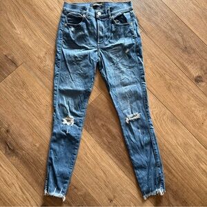 Express Women's Blue Distressed Skinny Jeans